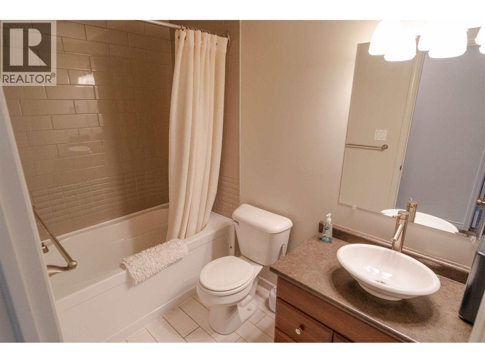 8803 113 AVENUE - 14