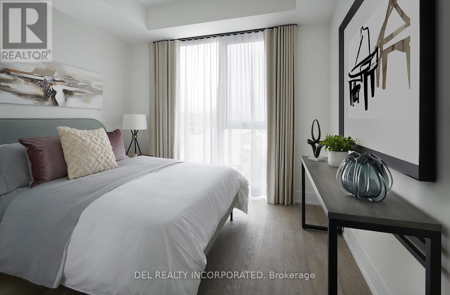 #327 858 DUPONT STREET - 6