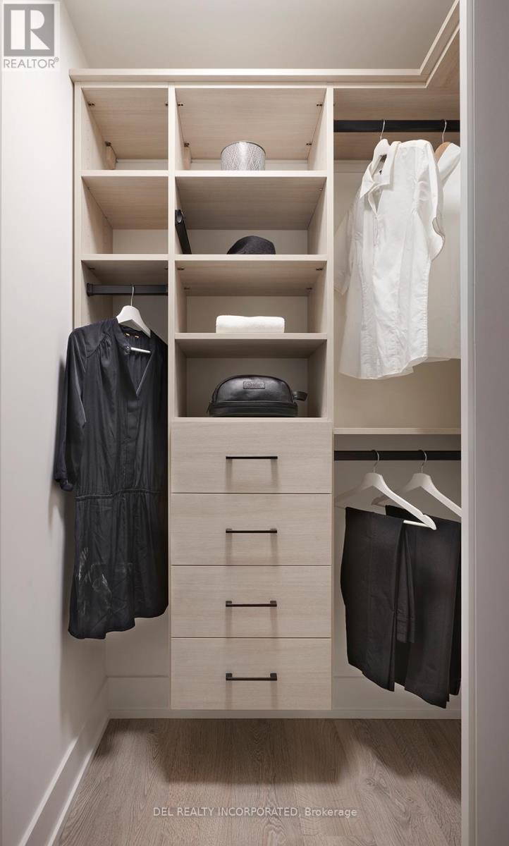 #327 858 DUPONT STREET - 7