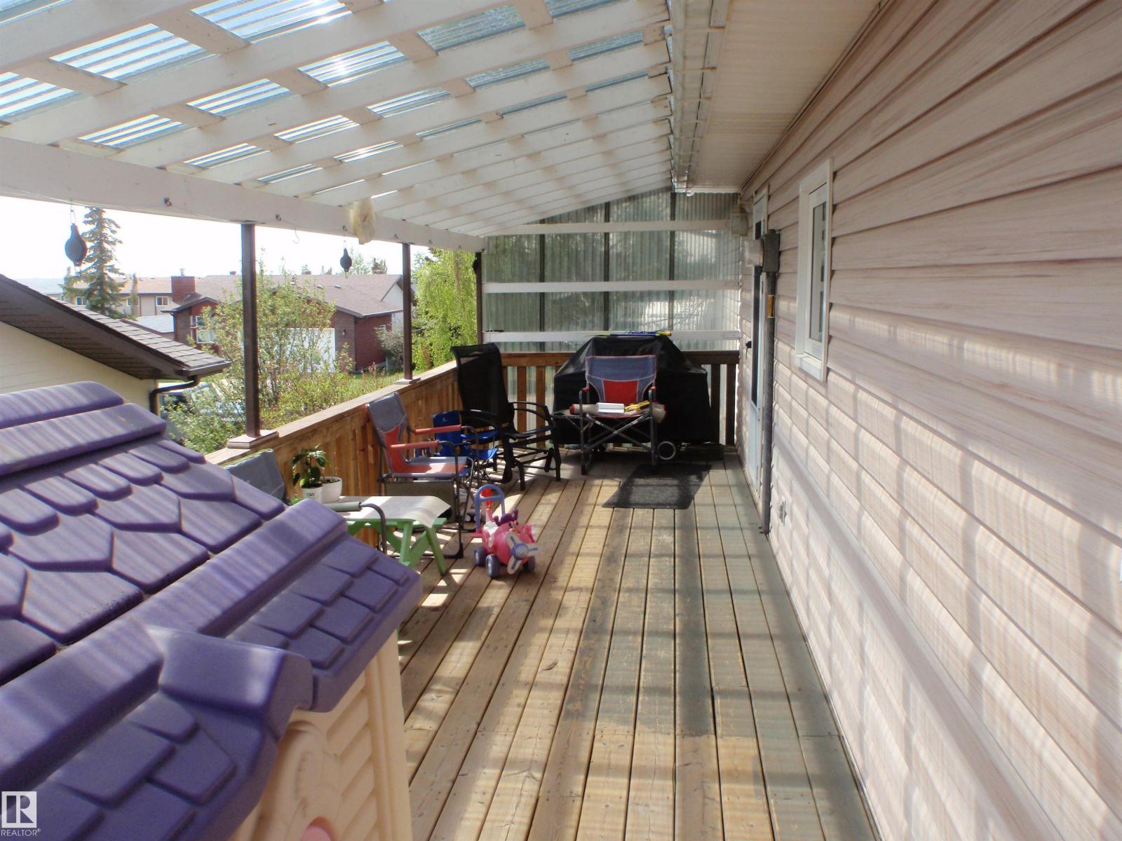 3 Hillside AV — photo 11