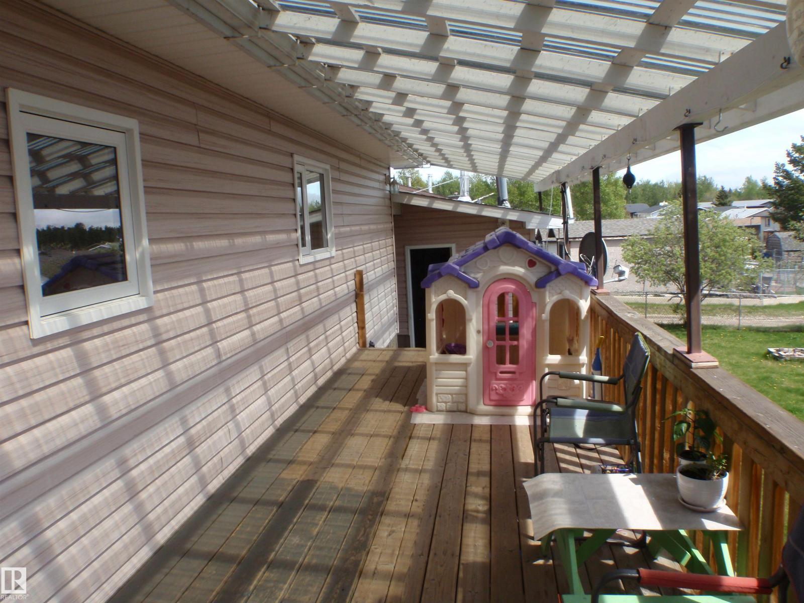 3 Hillside AV — photo 12
