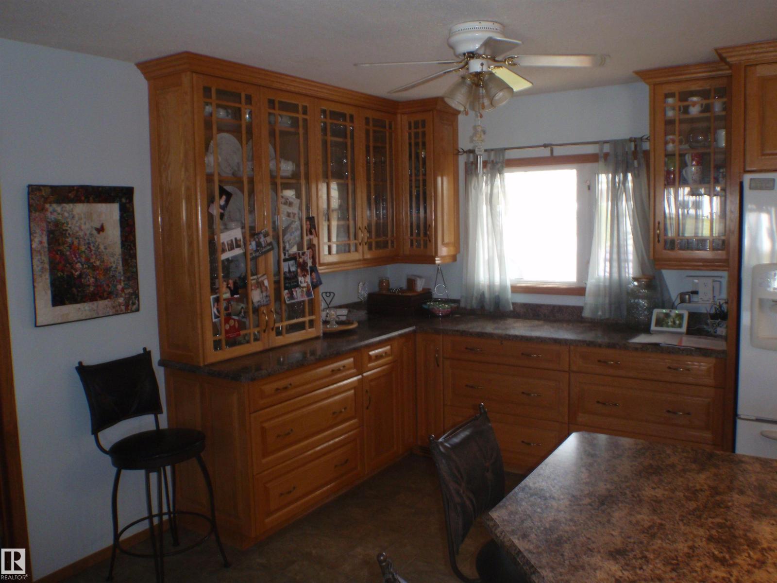 3 Hillside AV — photo 13