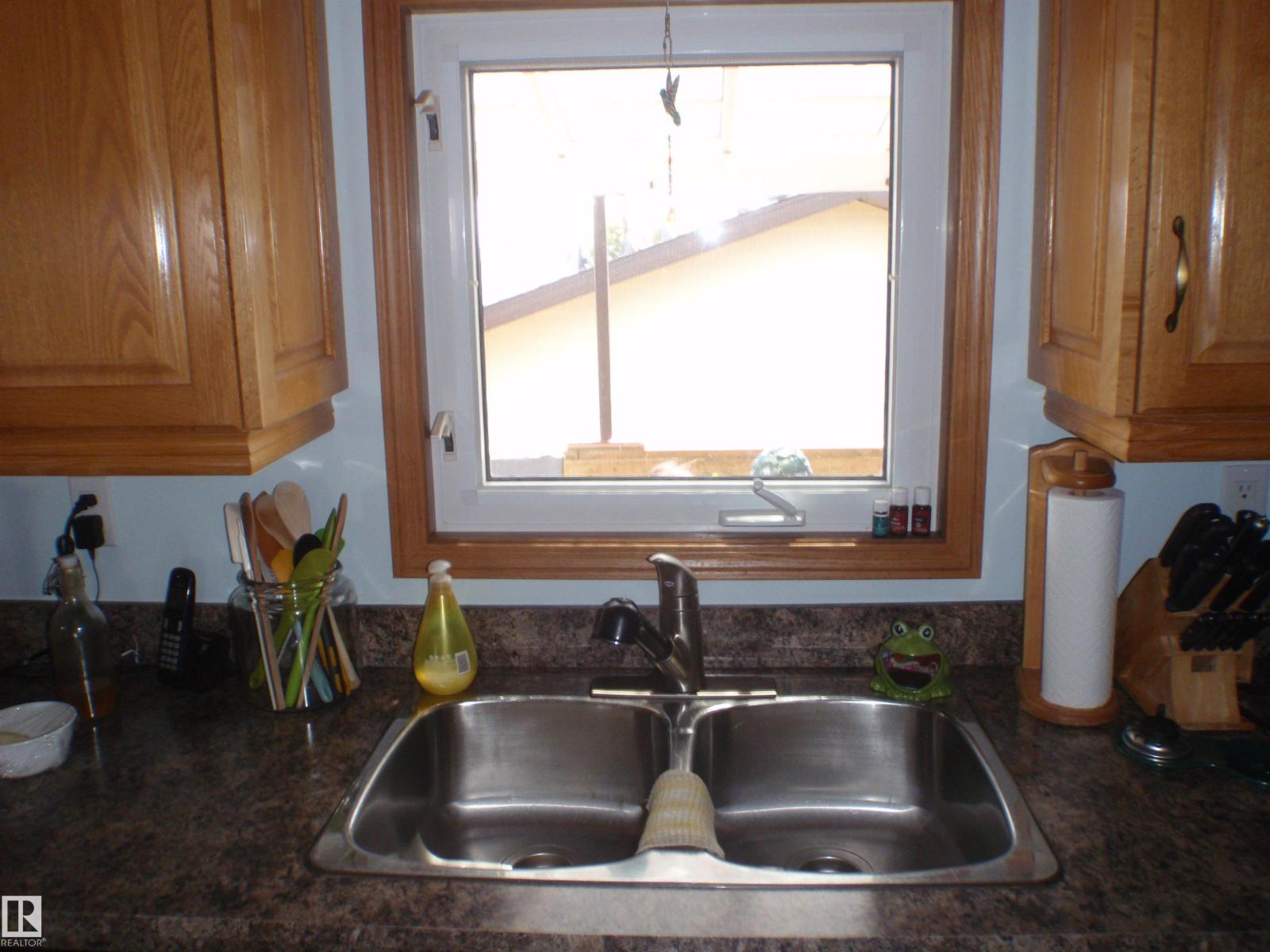 3 Hillside AV — photo 19