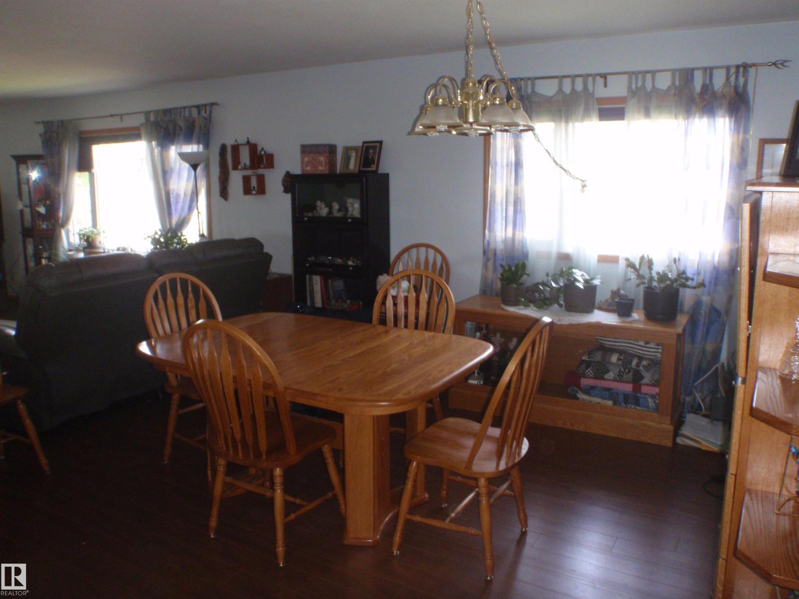 3 Hillside AV — photo 29