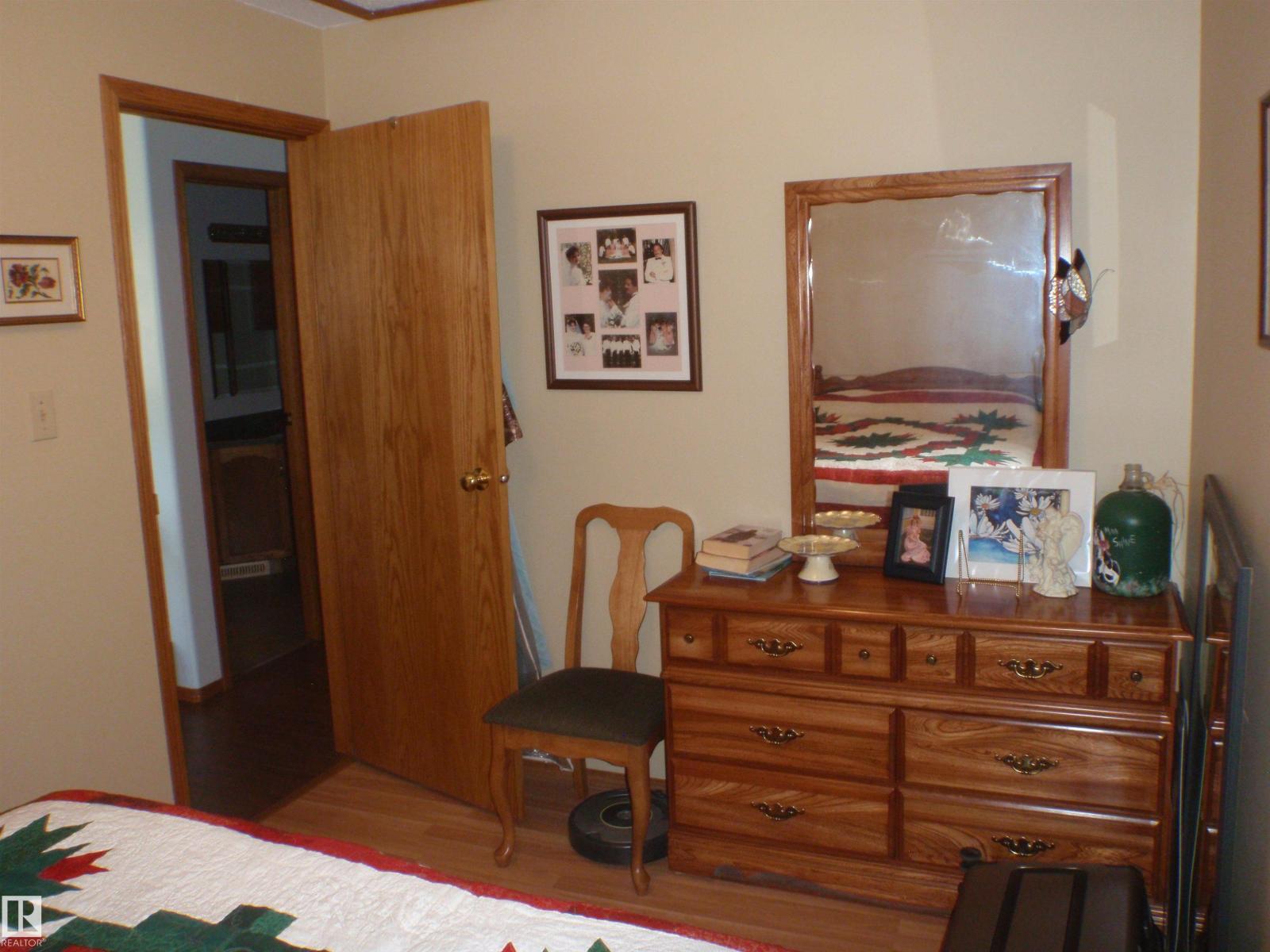 3 Hillside AV — photo 39