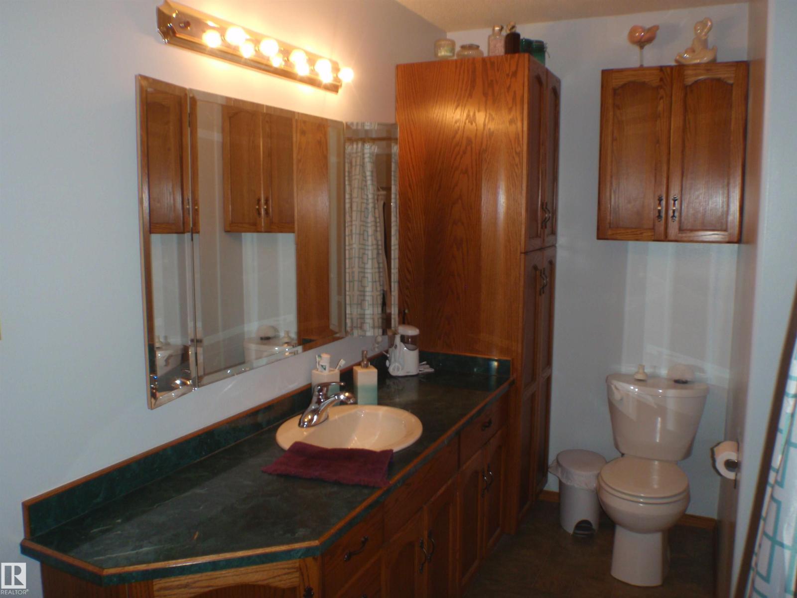 3 Hillside AV — photo 41