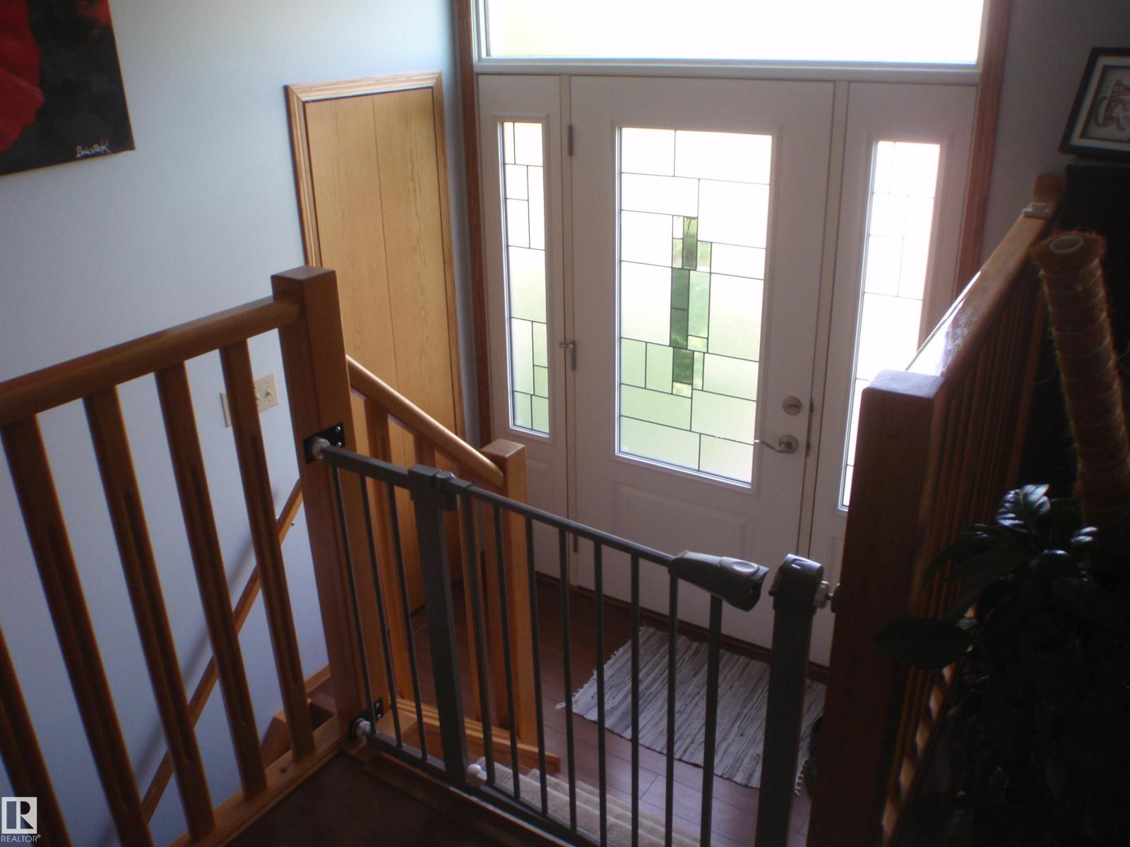 3 Hillside AV — photo 45