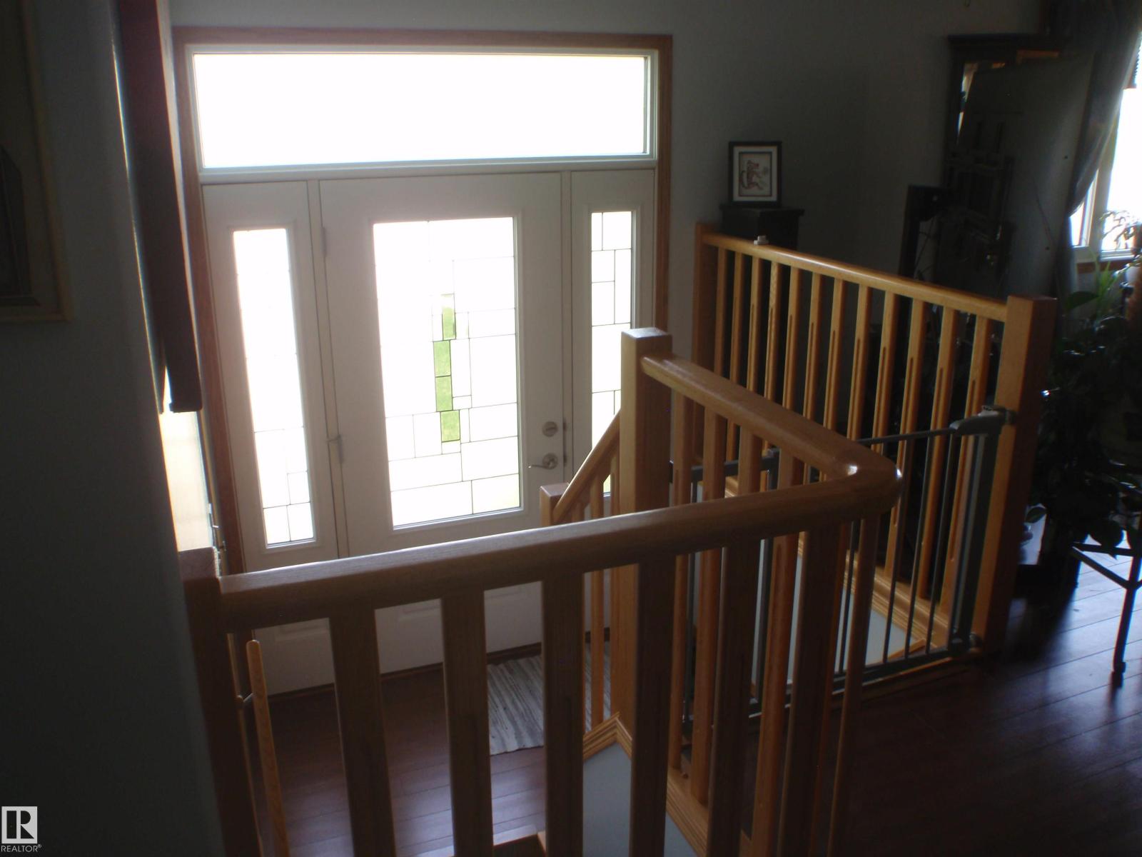 3 Hillside AV — photo 46