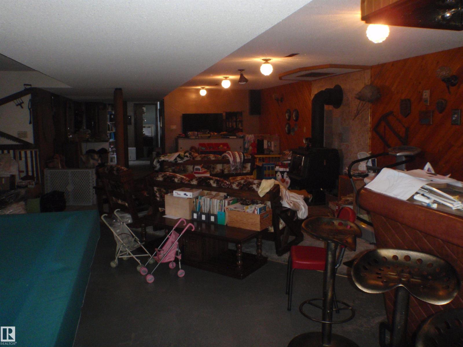 3 Hillside AV — photo 51