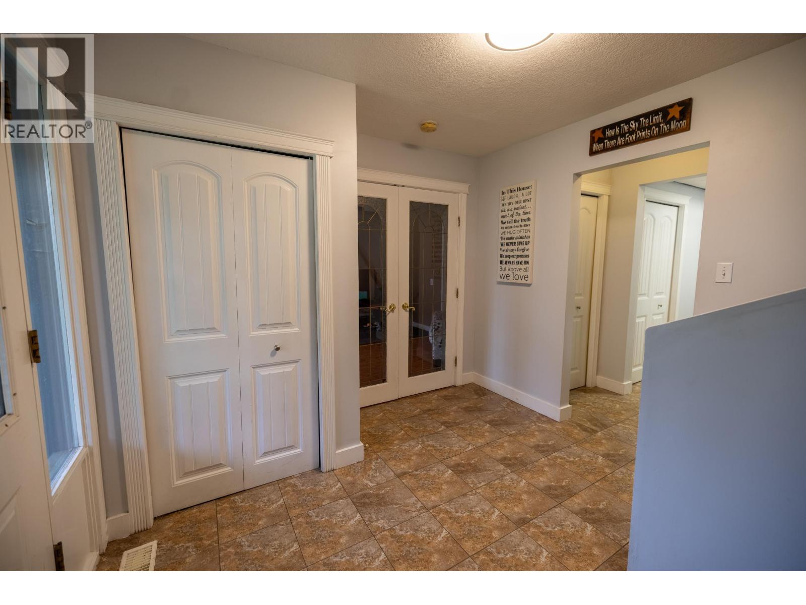 Dining room of 4327 MONTGOMERY CRESCENT · Prince George, BC