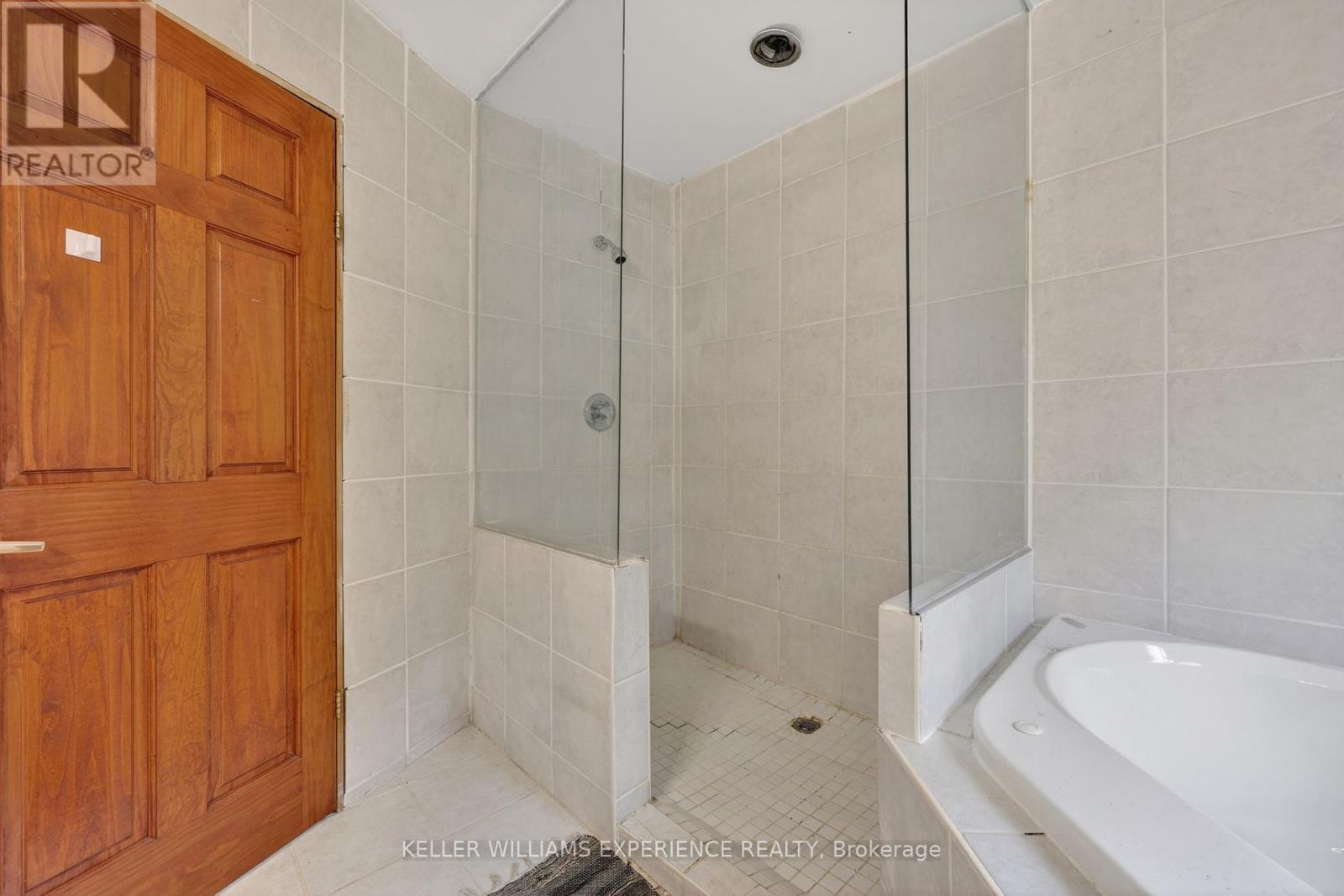 1115 SHERWOOD FOREST ROAD - 25