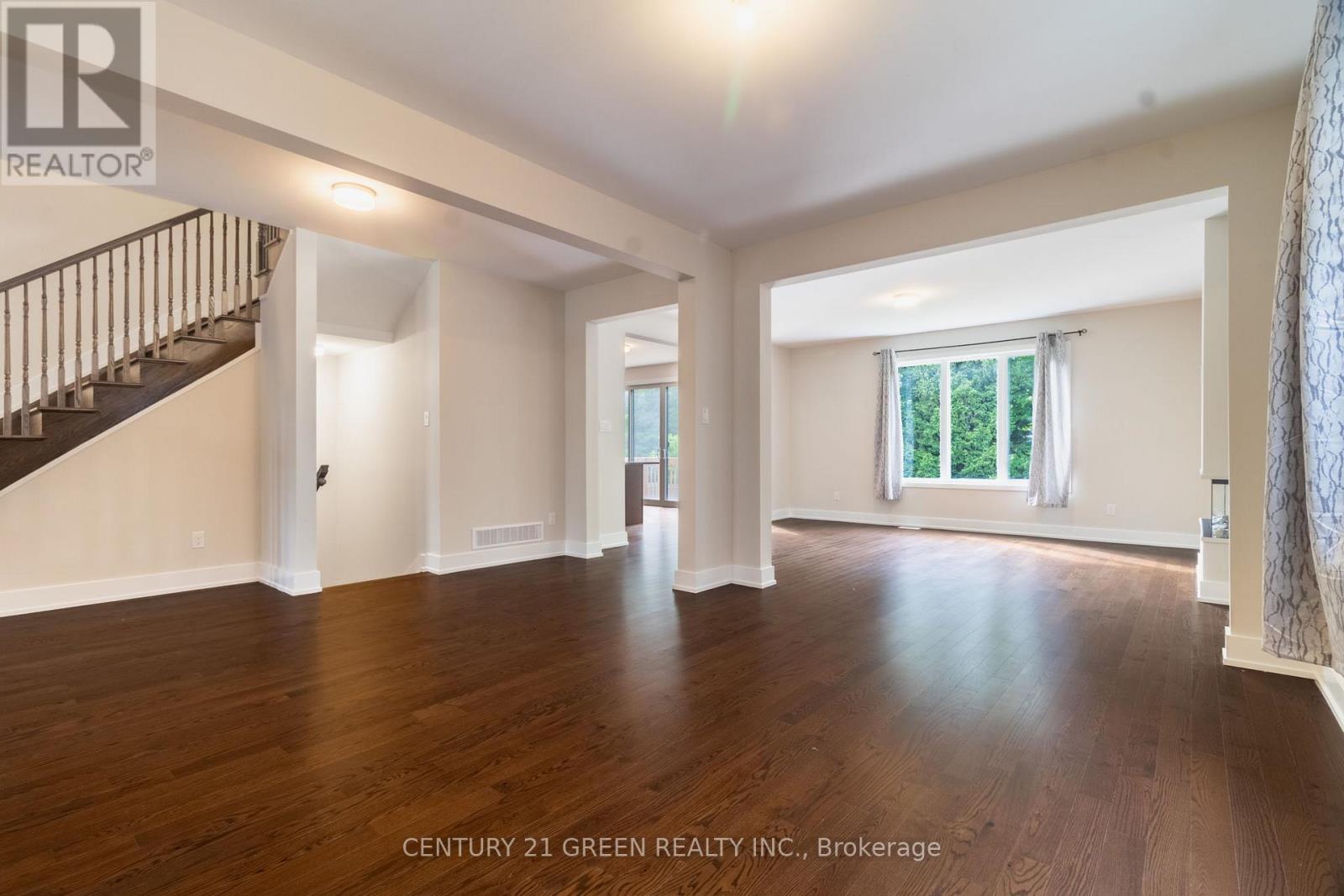 5 Bed, 4 Bath House for Sale in Ottawa – 123 TONIC CRESCENT, Ottawa – MLS# X13416894 - Image 22