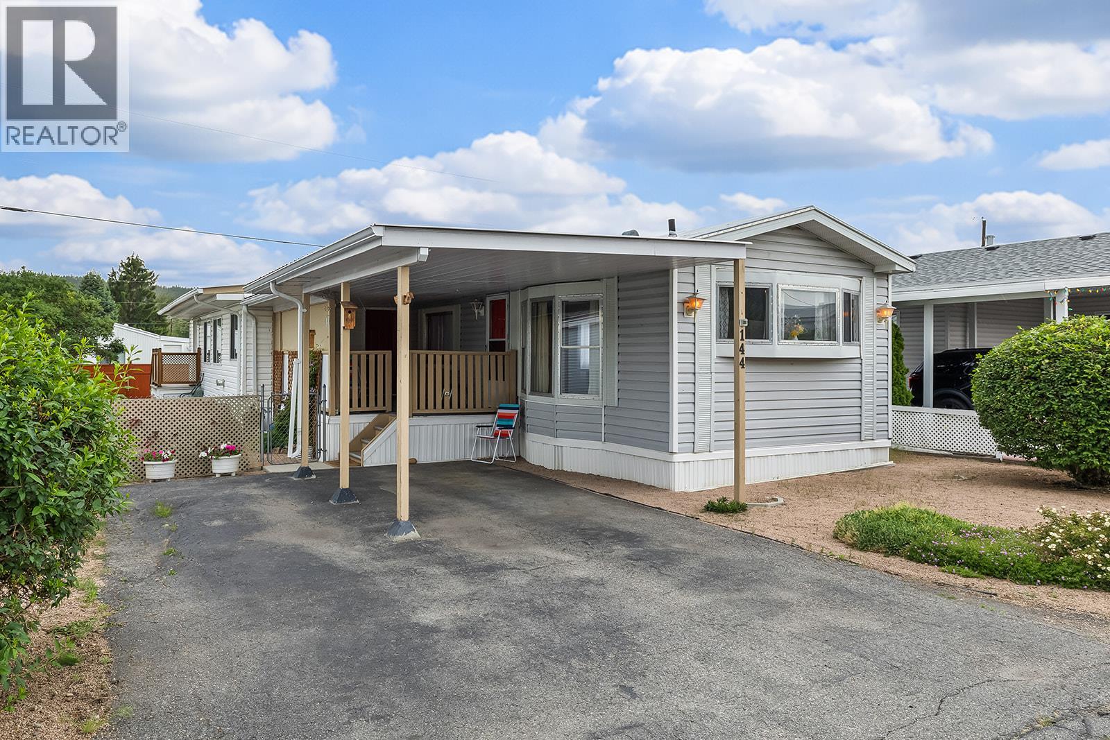 #144 720 Commonwealth Road - 1