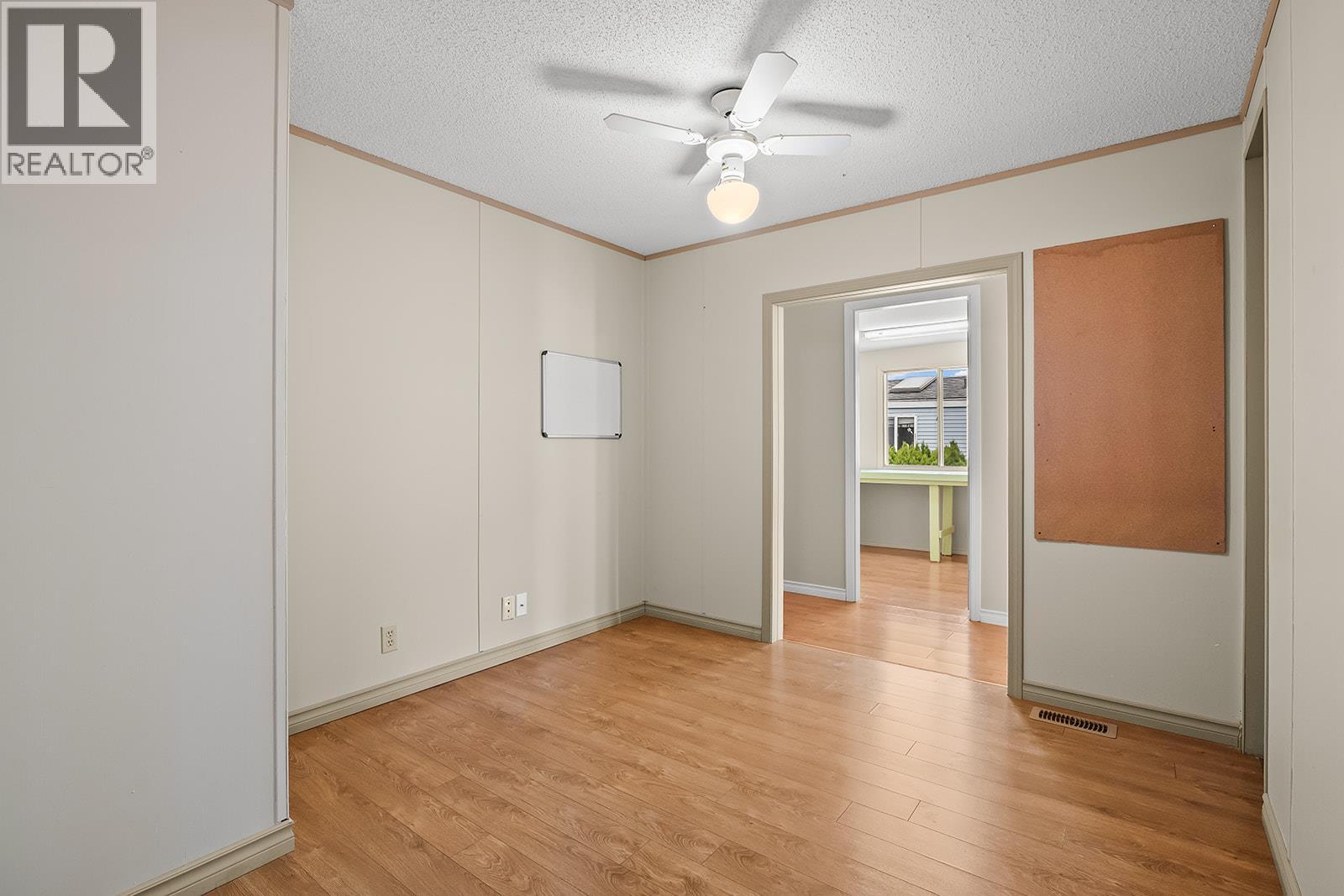 #144 720 Commonwealth Road - 33