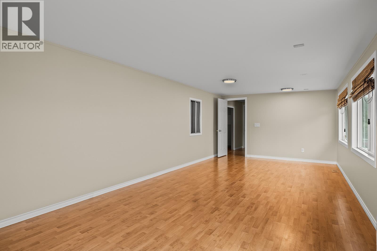 #144 720 Commonwealth Road - 37
