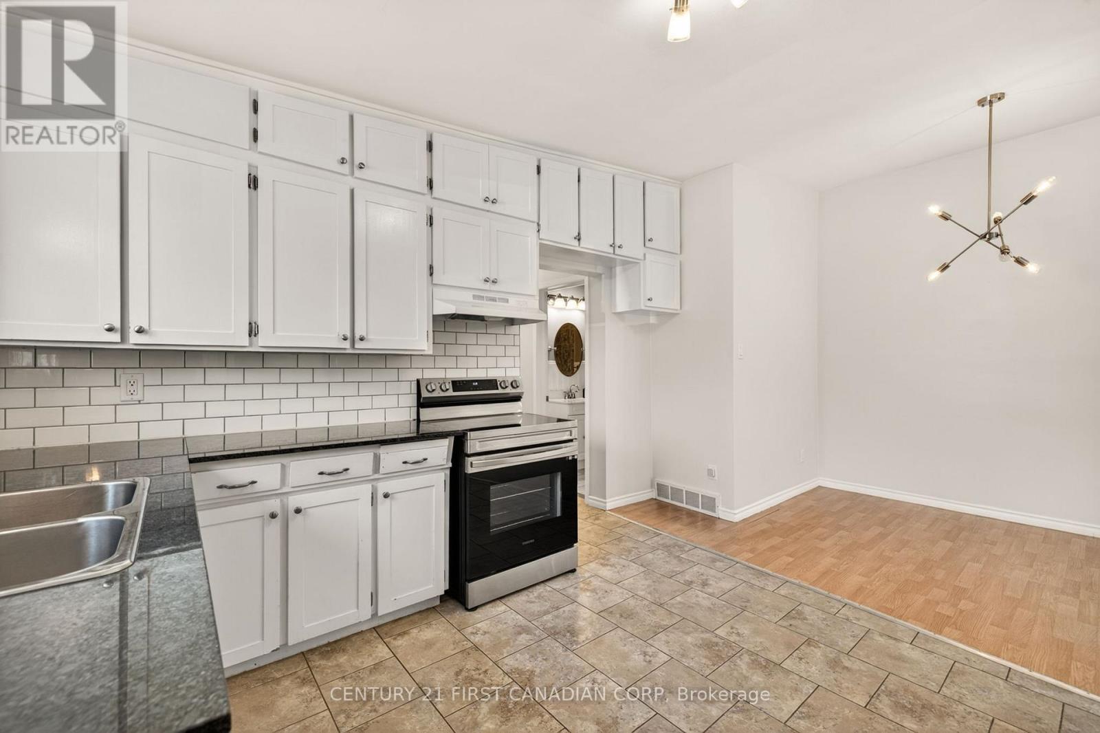 372 DIEPPE STREET - 12