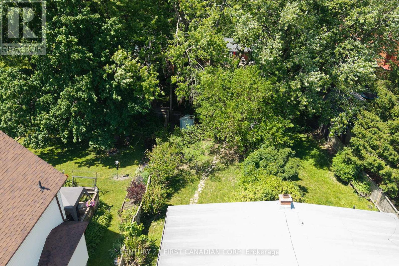 372 DIEPPE STREET - 42