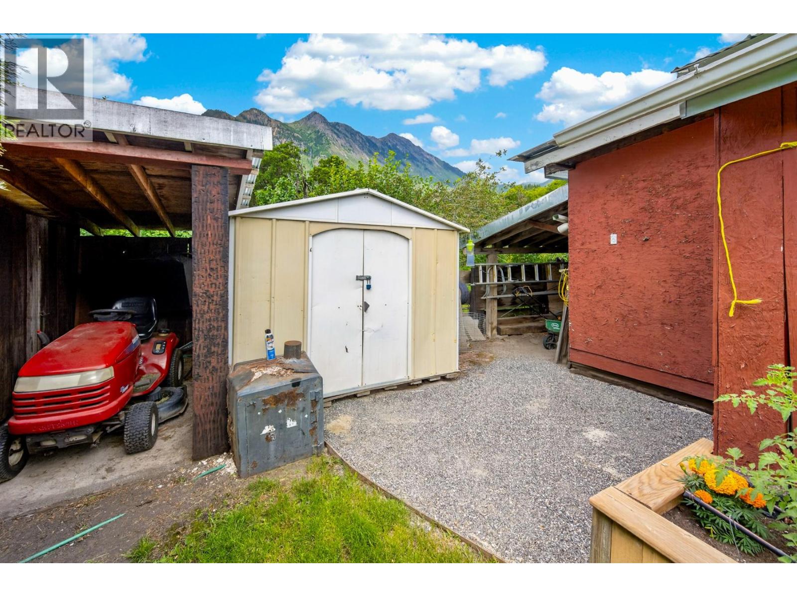 1477 Main Street, Lillooet