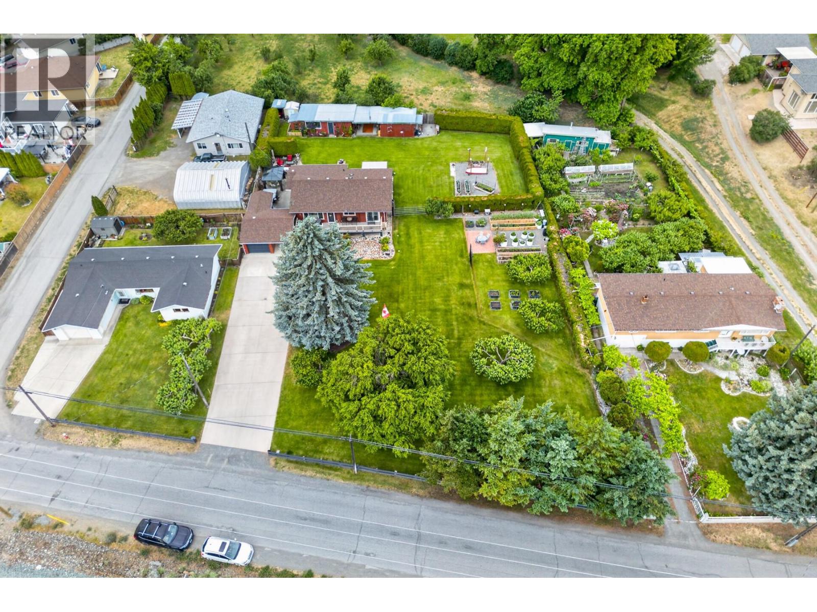 1477 Main Street, Lillooet