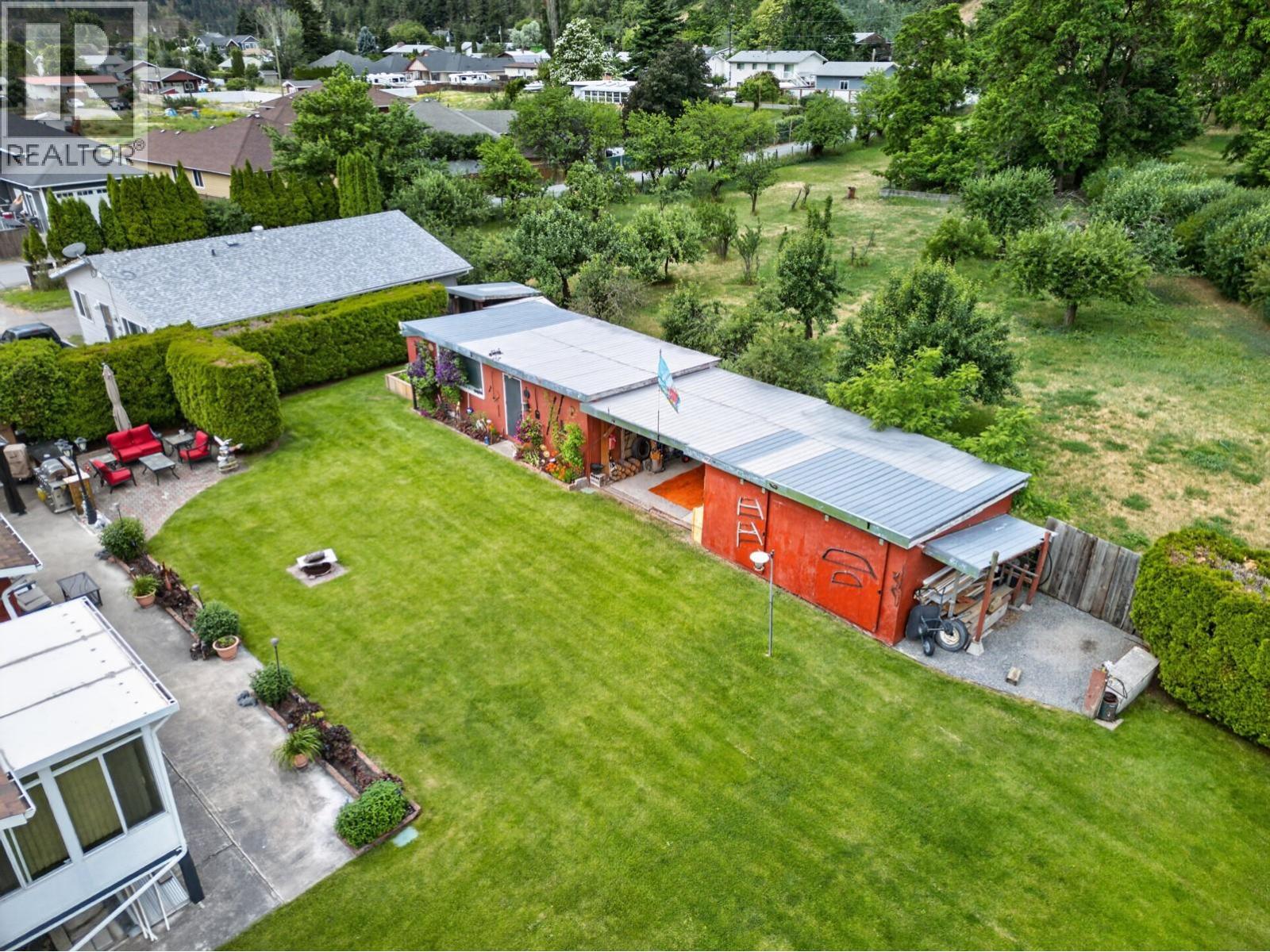 1477 Main Street - 66