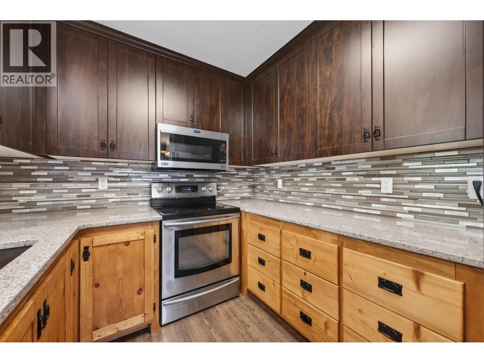 1477 Main Street, Lillooet