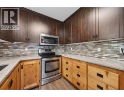 Primary Bedroom - 1477 Main Street, Lillooet, BC V0K1V0 Photo 9