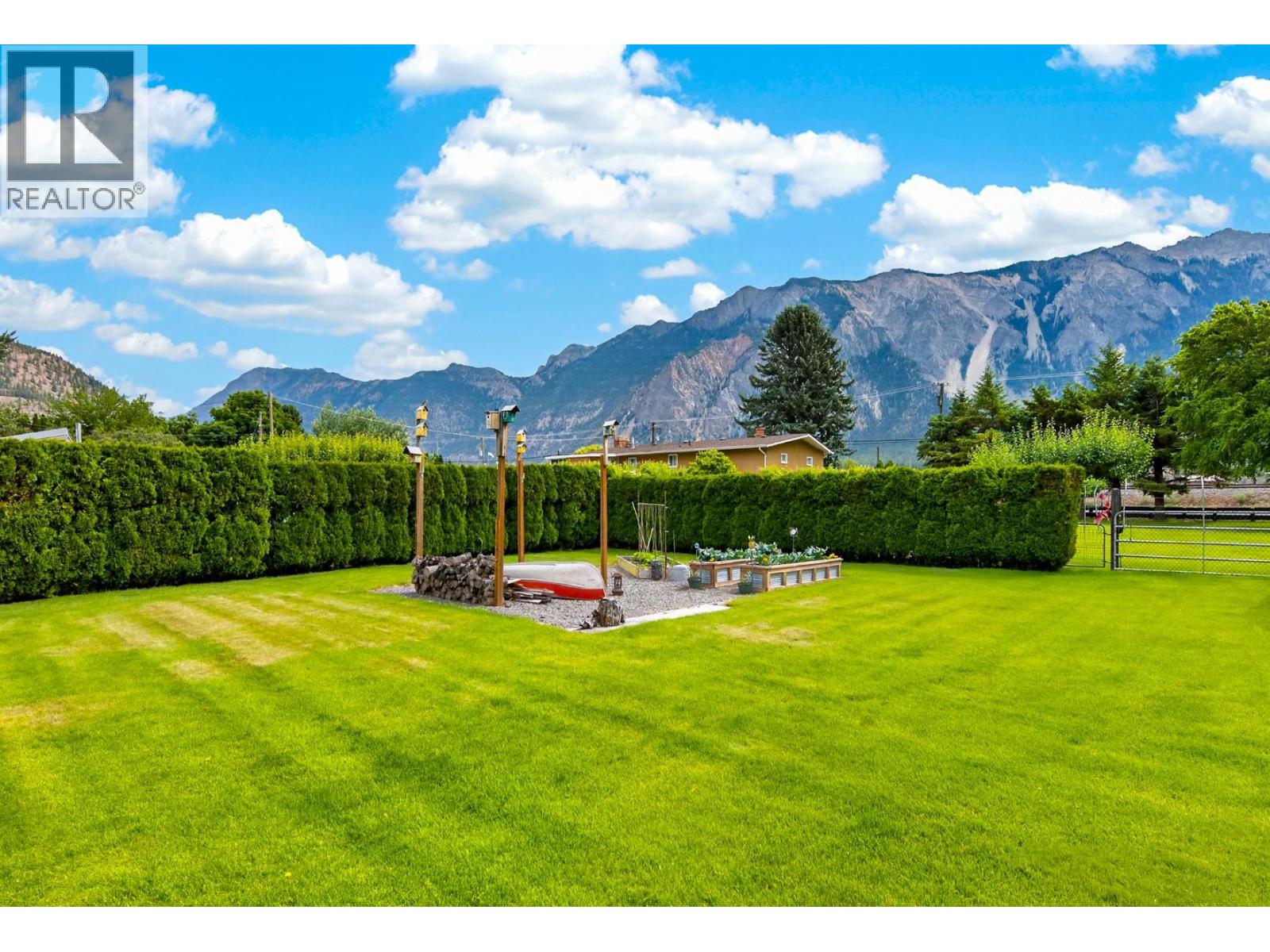 1477 Main Street, Lillooet