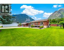1477 Main Street, Lillooet, BC V0K1V0 Photo 41