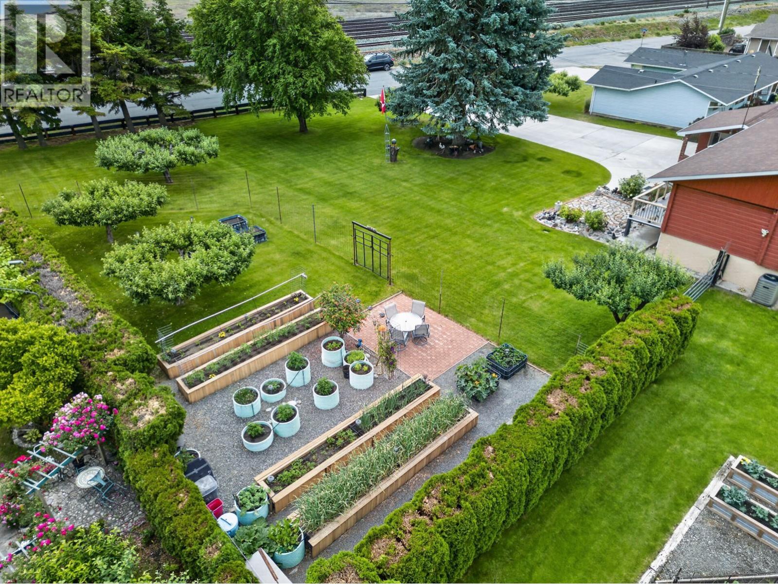 1477 Main Street, Lillooet