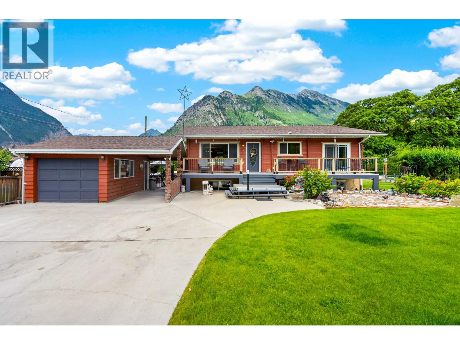 1477 Main Street - 1