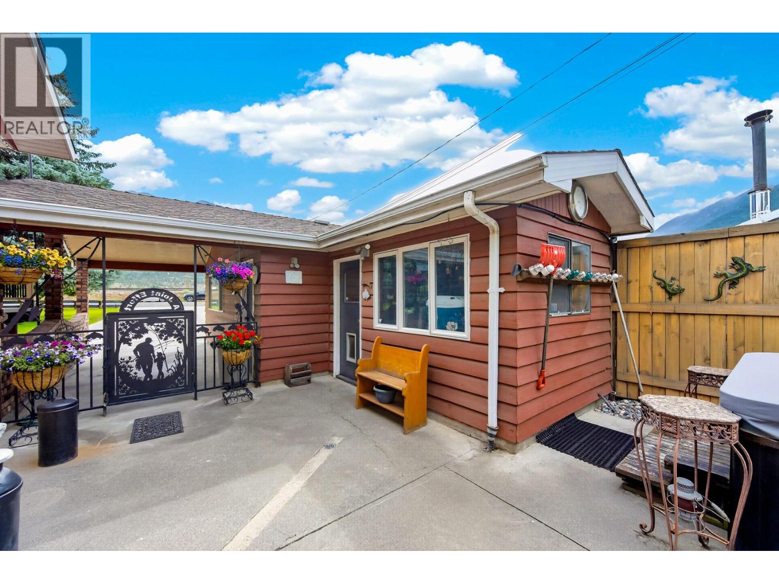 1477 Main Street - 34