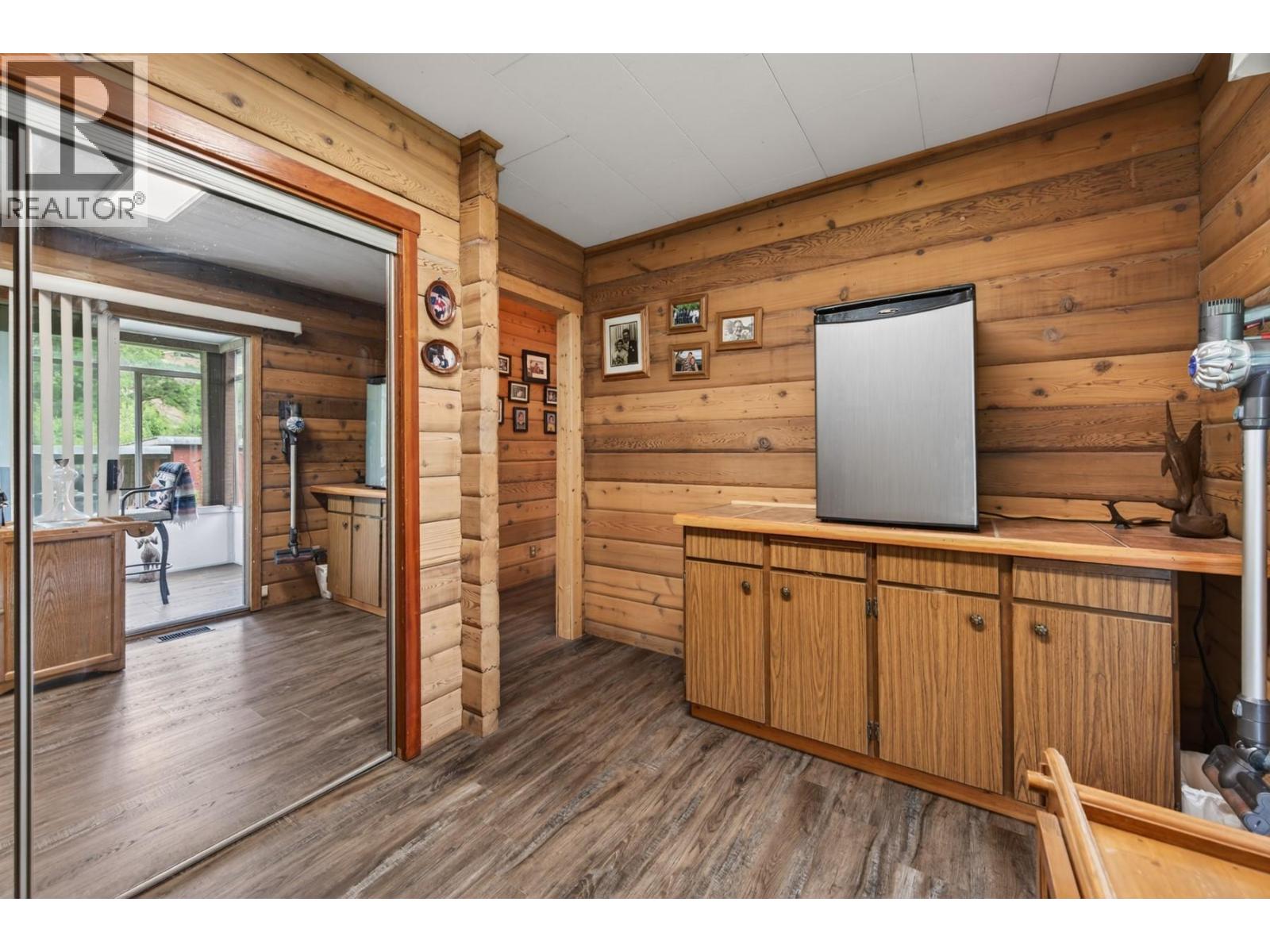 1477 Main Street - 20