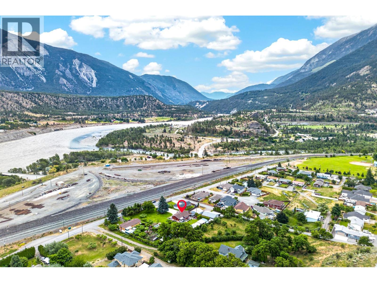1477 Main Street, Lillooet