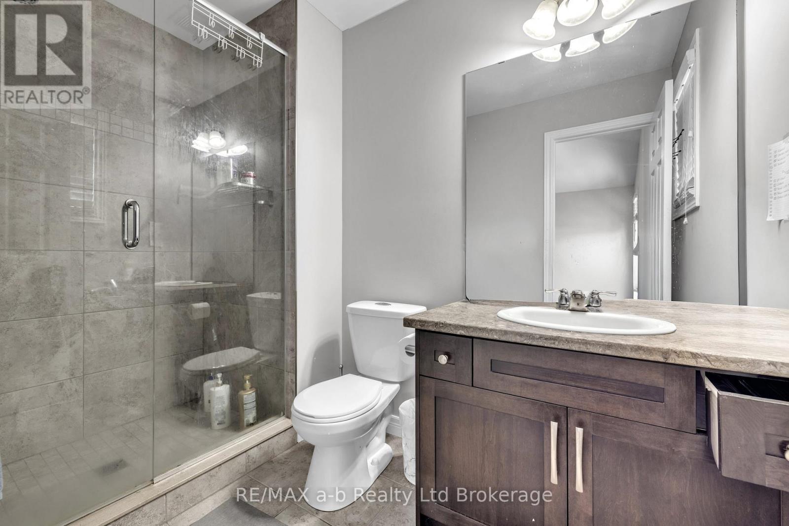 712 BLACKACRES BOULEVARD - 20