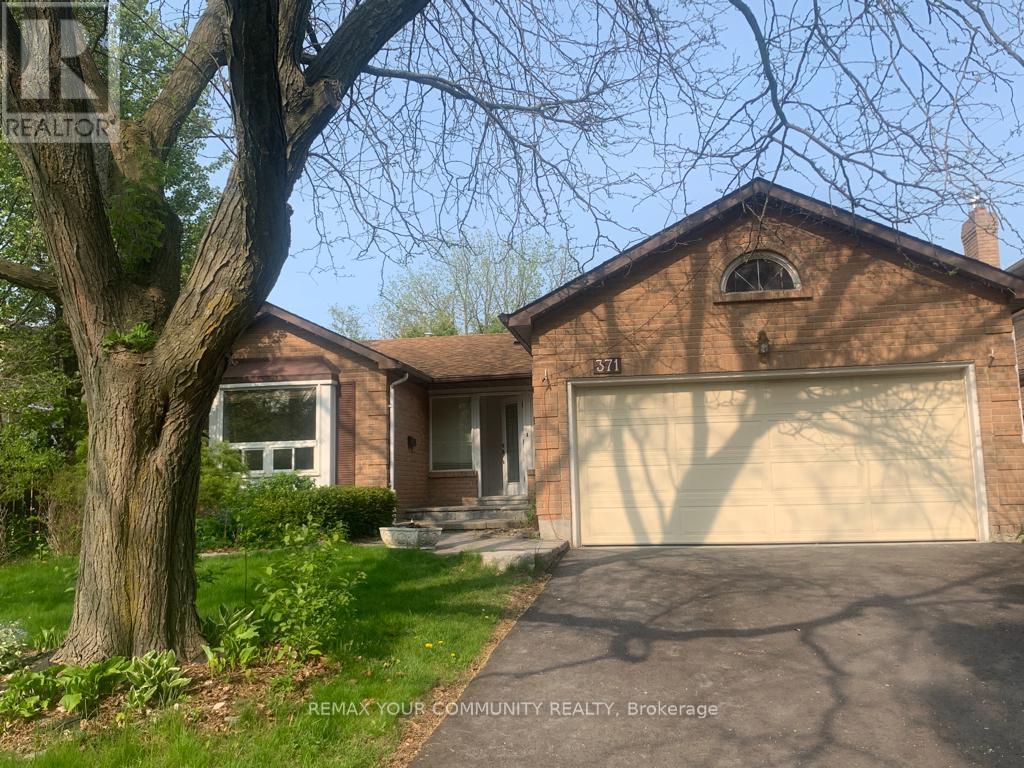 Photo of MAIN FLOOR - 371 SELBY CRESCENT
