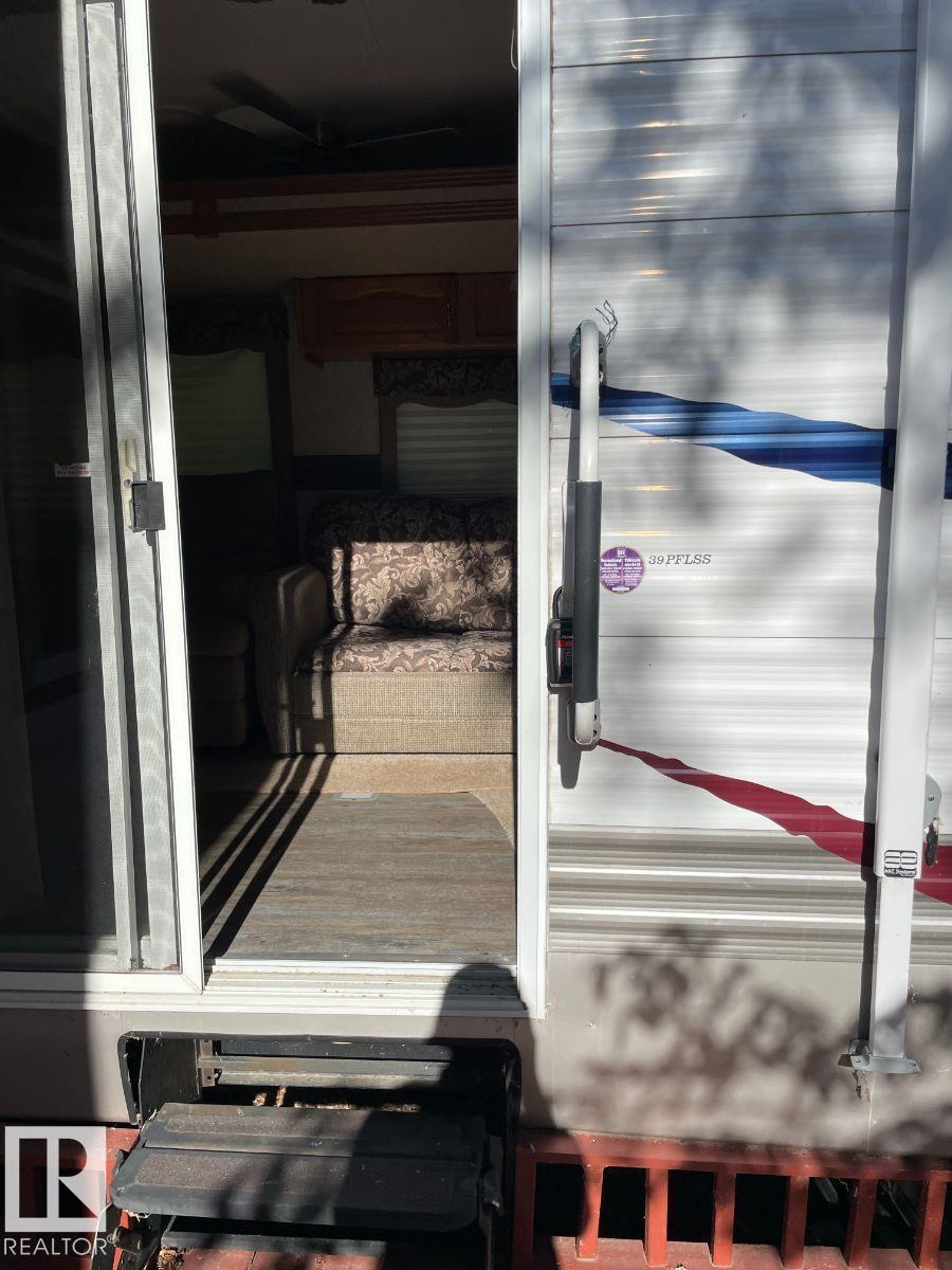 55 Lakeshore DR - 11