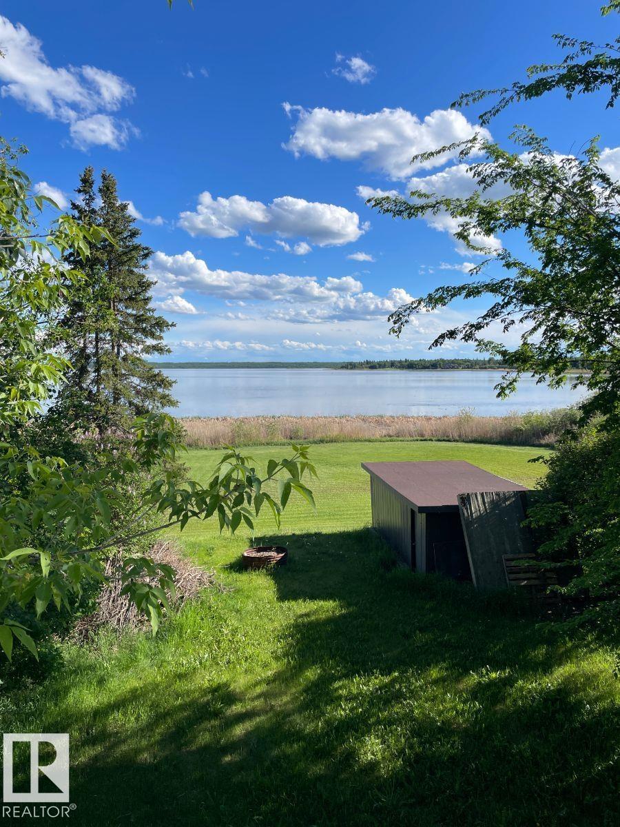 55 Lakeshore DR - 24