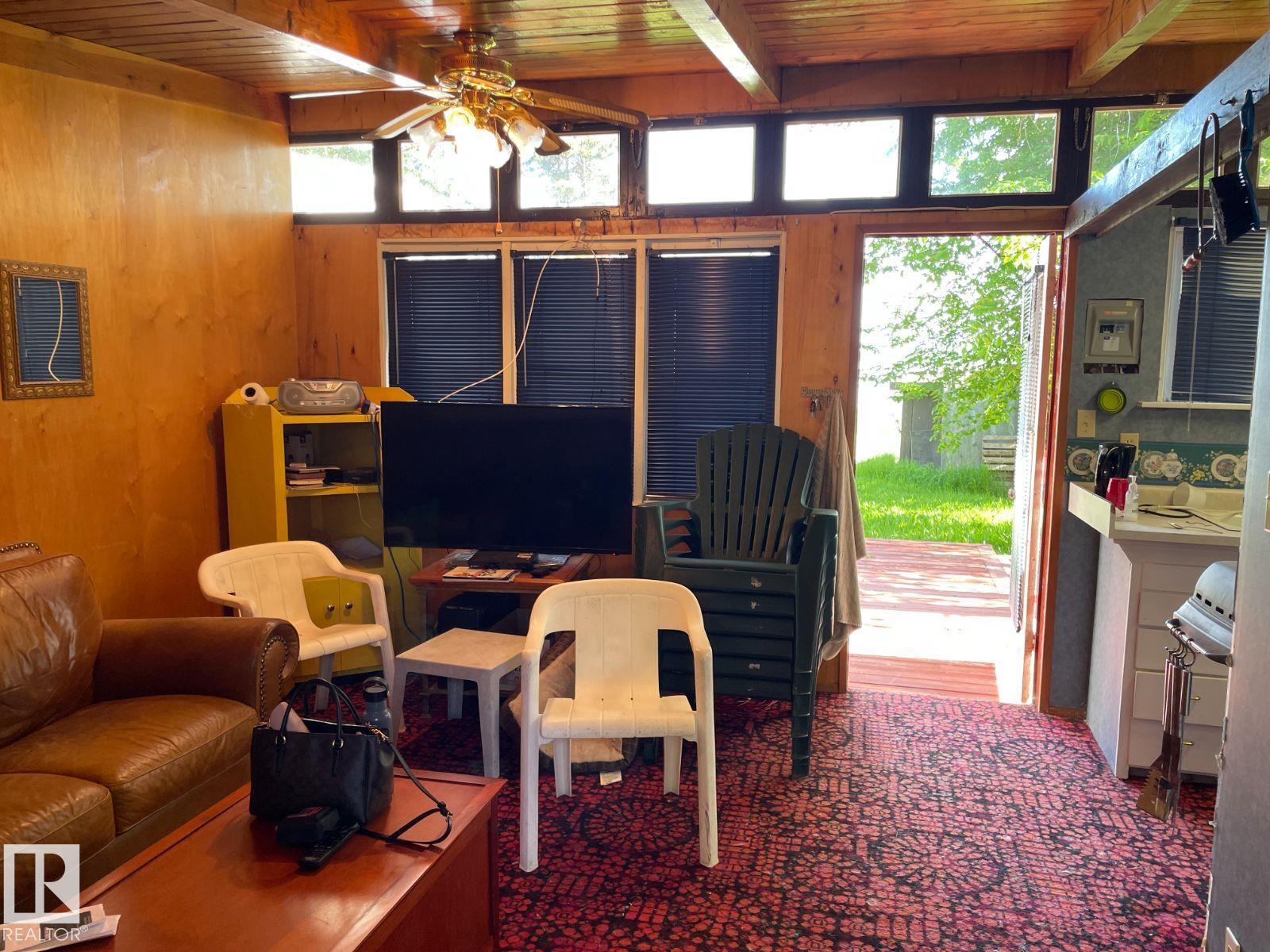 55 Lakeshore DR - 28