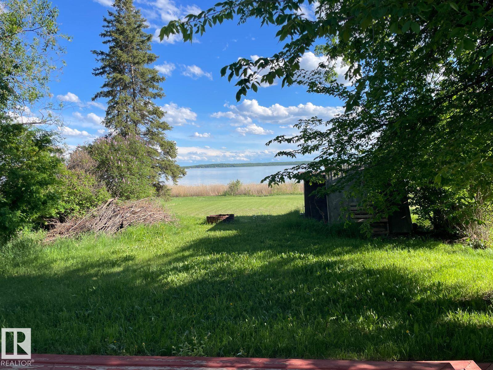 55 Lakeshore DR - 31
