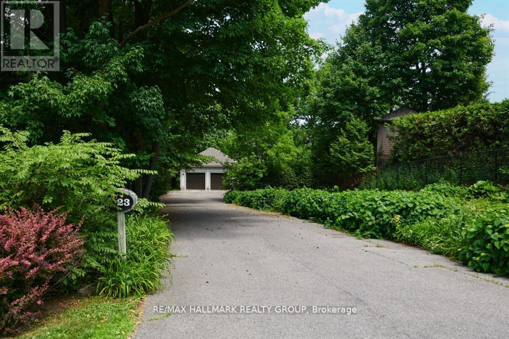 23 DAVIDSON DRIVE - 31
