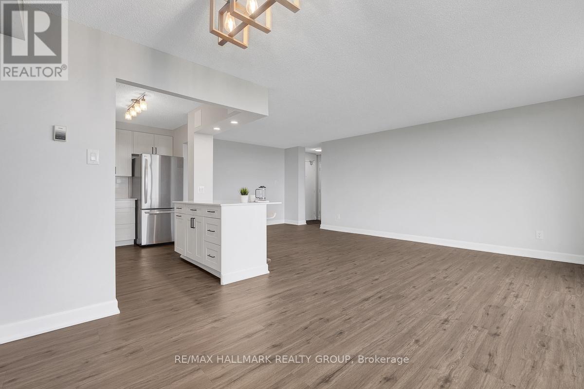 #1007 665 BATHGATE DRIVE - 28