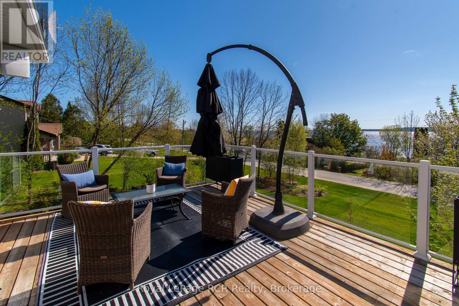 154 MACINTOSH DRIVE - 25