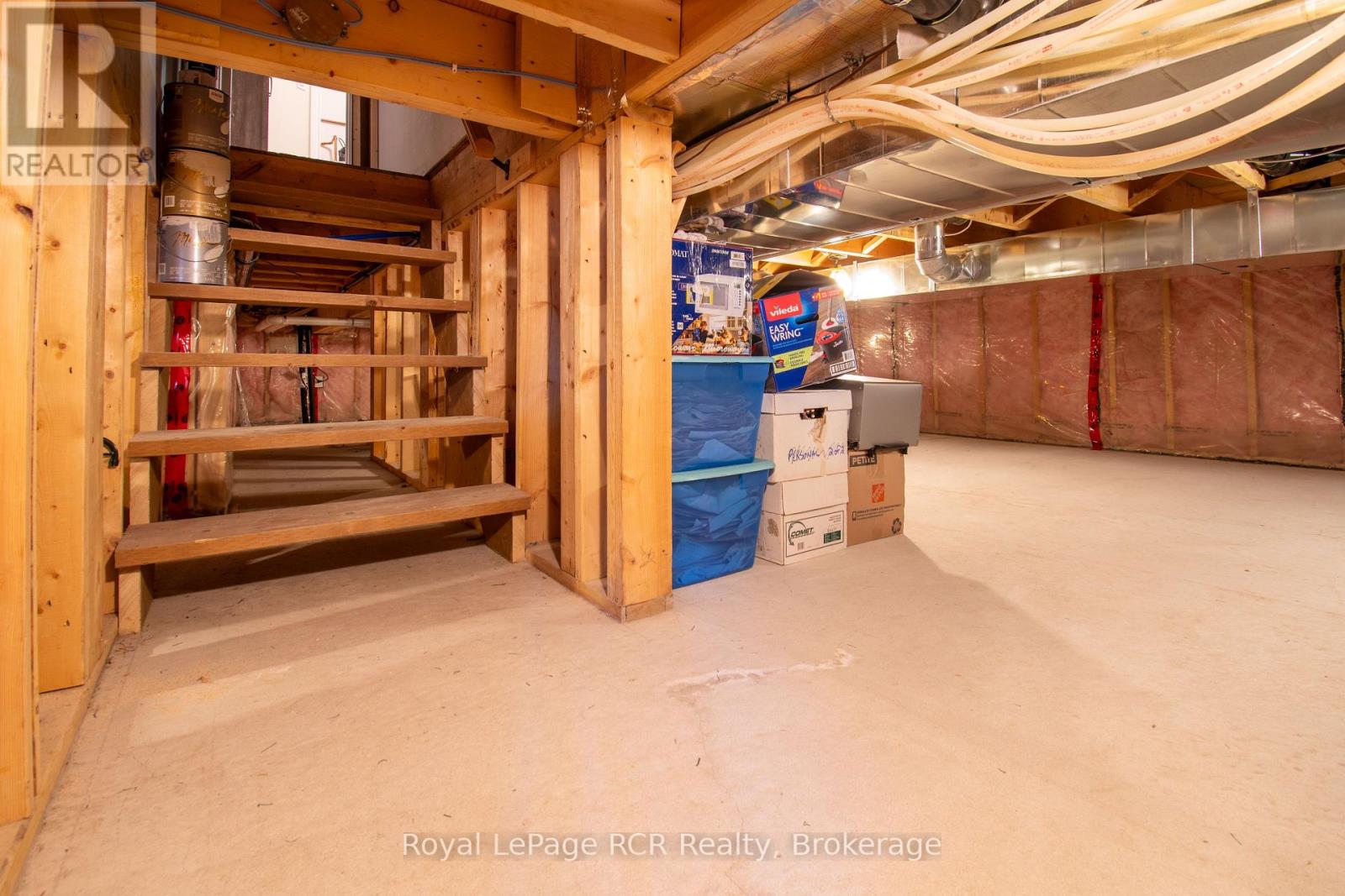 154 MACINTOSH DRIVE - 37