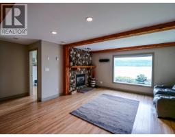 1872 Crystal Street, Quesnel, BC V2J4R8 Photo 13