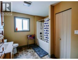 1872 Crystal Street, Quesnel, BC V2J4R8 Photo 29