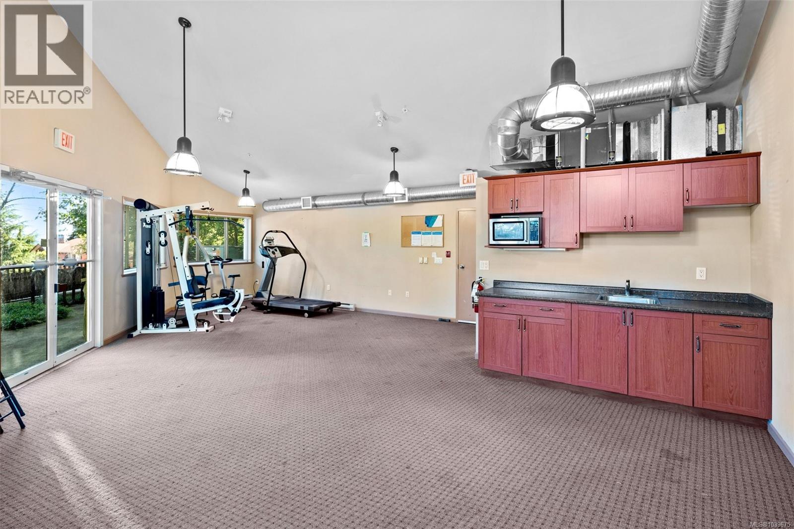#307 364 Goldstream Ave - 24