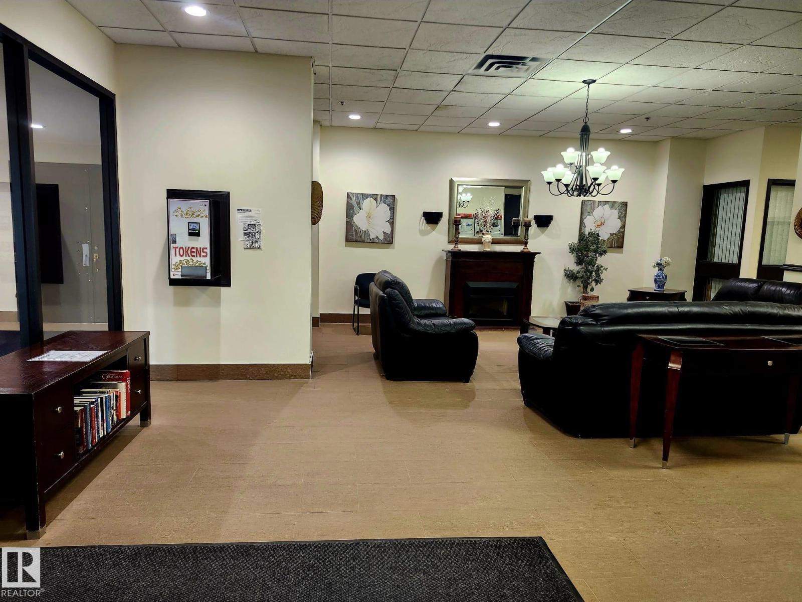 #1600 10149 SASKATCHEWAN DR NW — photo 6