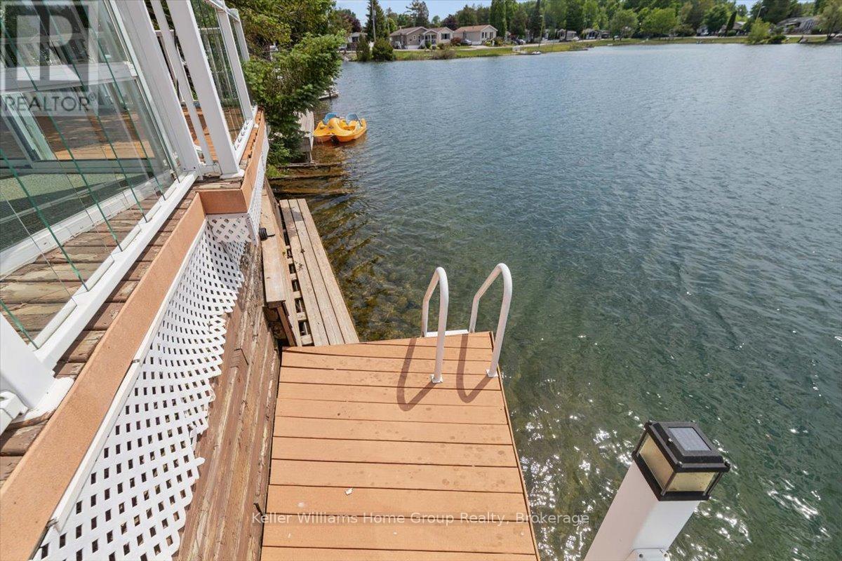10 HEMLOCK CRESCENT - 18