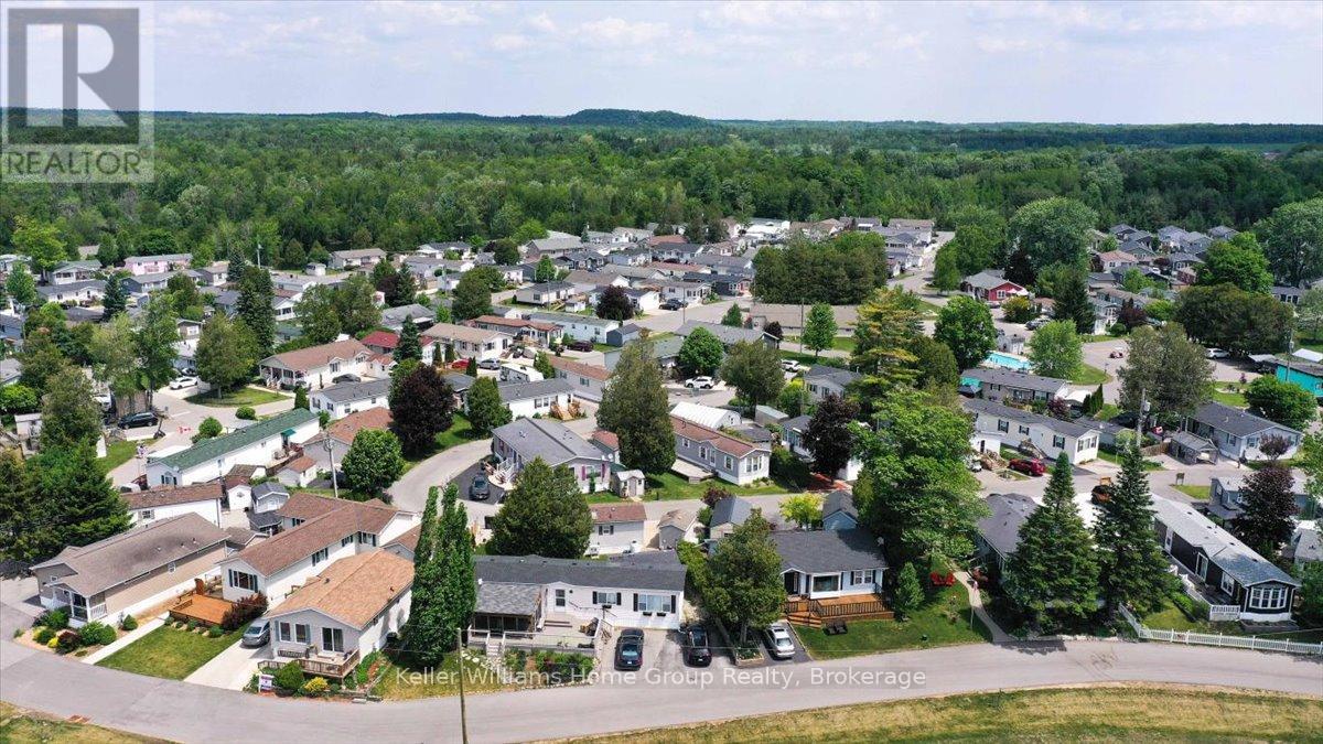 10 HEMLOCK CRESCENT - 21