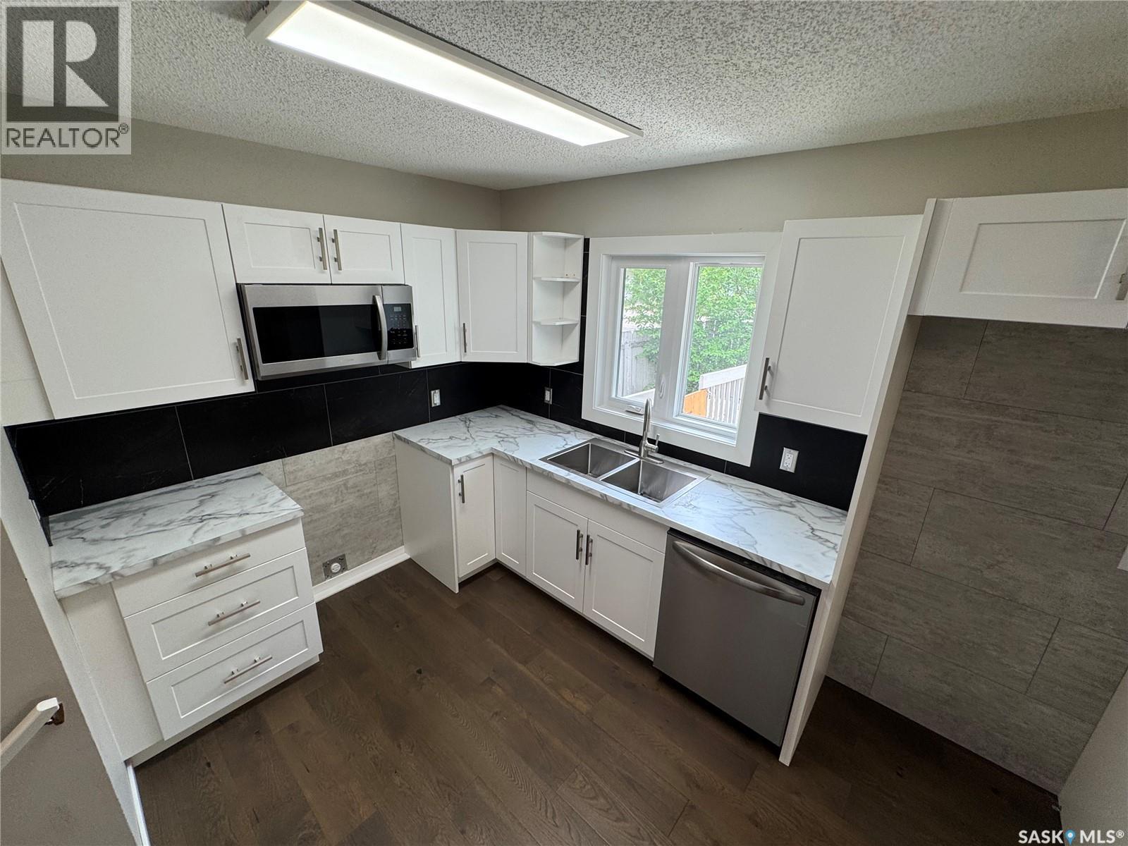 7019 Sherwood DRIVE - photo 5